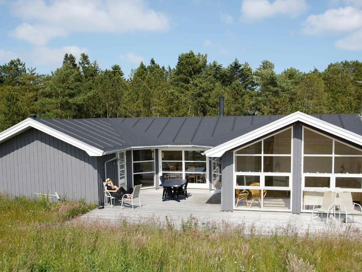 8 Person Holiday Home In 耶鲁普 客房 照片