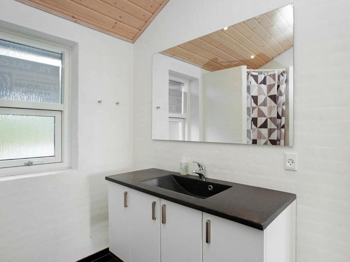 8 Person Holiday Home In 耶鲁普 外观 照片